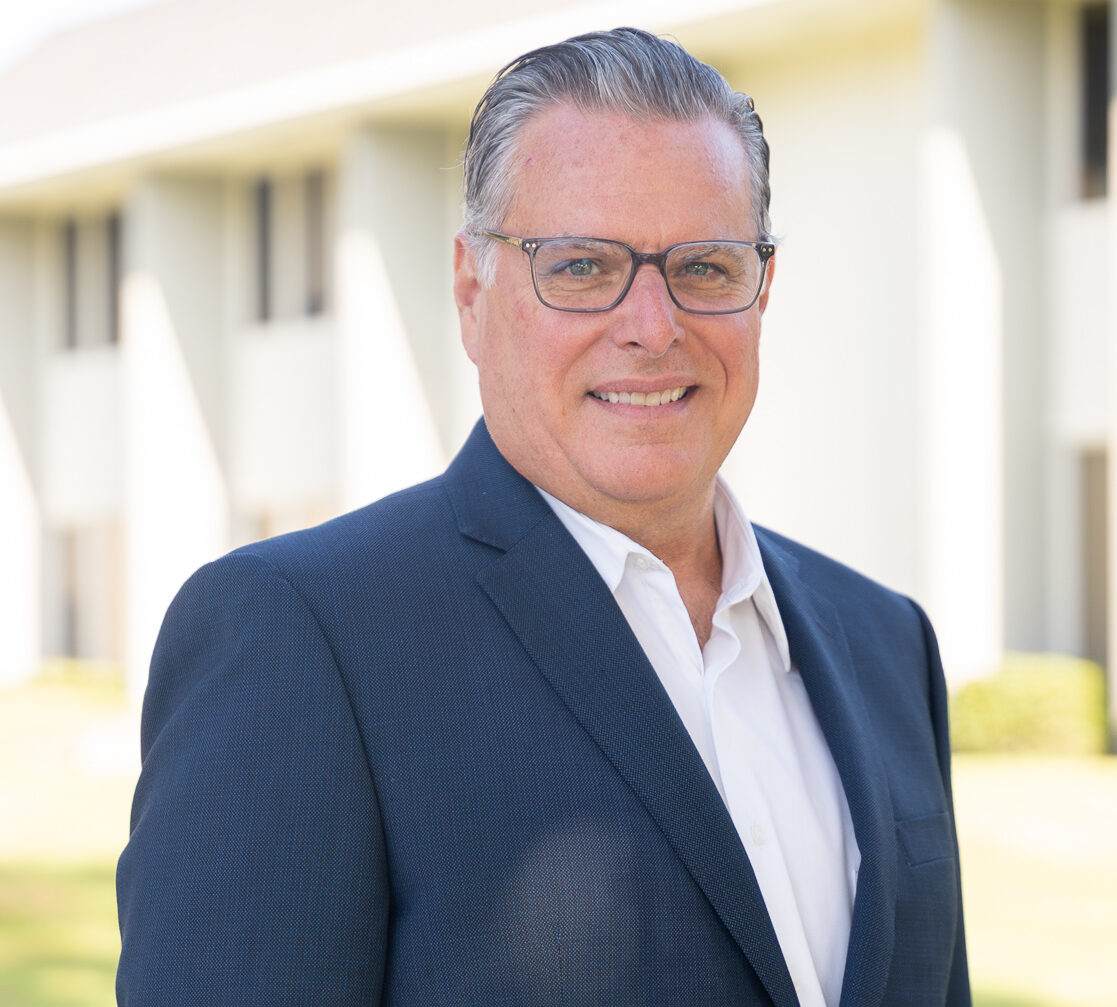 Dr. Paul Gothold